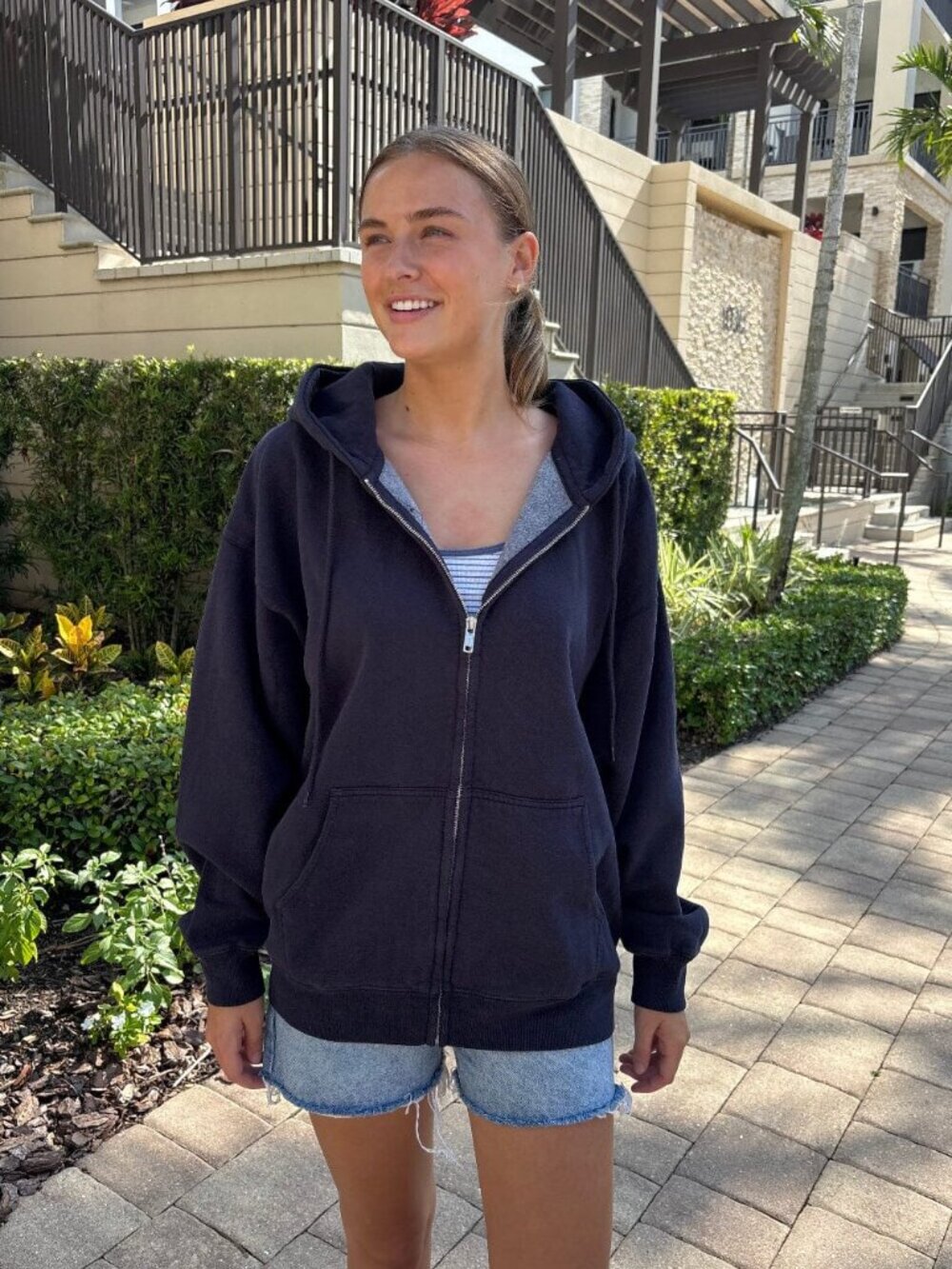 Brandy Melville Christy Hoodie Oversized - Navy